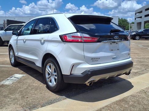 Used 2019 Ford Edge SEL w/ Equipment Group 201A FWD image 3