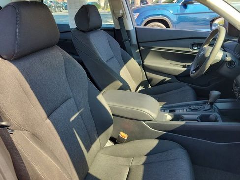 Certified 2023 Honda Accord EX image 6