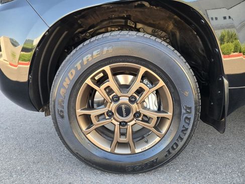 Used 2020 Toyota Land Cruiser Heritage Edition image 69