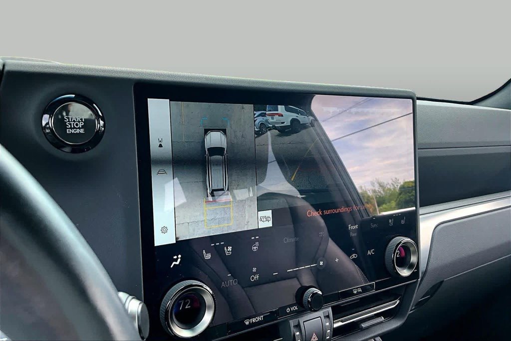 Used 2024 Lexus GX 550 w/ Accessory Package (Z1) AWD/4WD image 25