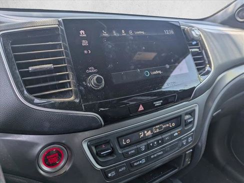 Used 2023 Honda Passport EX-L image 10