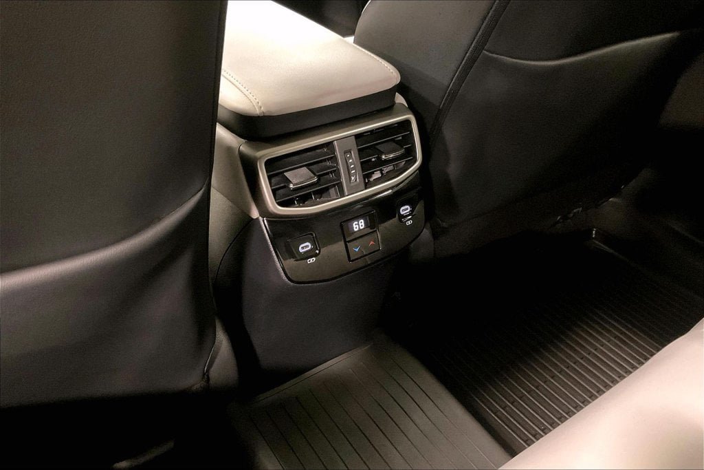 Used 2023 Lexus RX 350 Premium w/ Accessory Package (Z1) AWD/4WD image 11