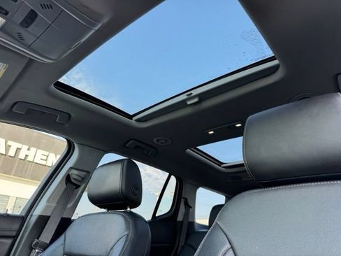 Certified 2023 GMC Acadia SLT w/ Elevation Edition AWD/4WD image 13