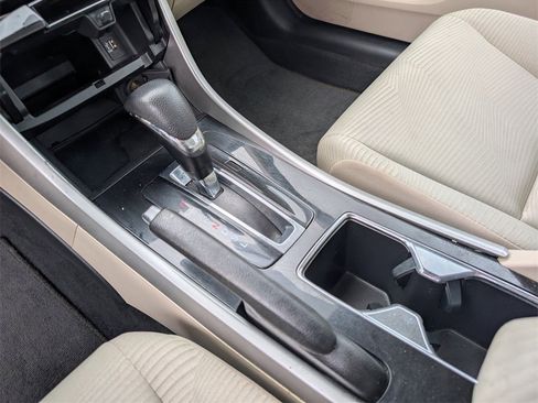 Certified 2017 Honda Accord LX image 17