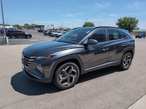 Used 2022 Hyundai Tucson SEL w/ Convenience Package AWD/4WD image 4