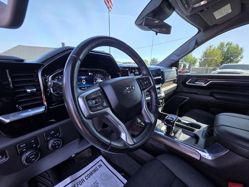 Used 2023 Chevrolet Silverado 1500 LT Trail Boss w/ Protection Package AWD/4WD image 8