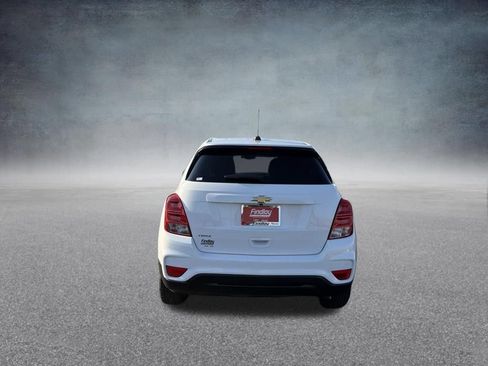 Used 2021 Chevrolet Trax LS w/ Tint and Cruise Package FWD image 5