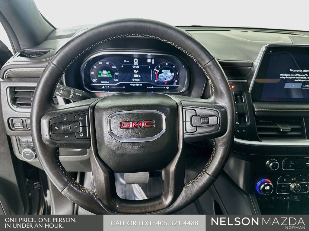 Used 2022 GMC Yukon XL AT4 AWD/4WD image 13
