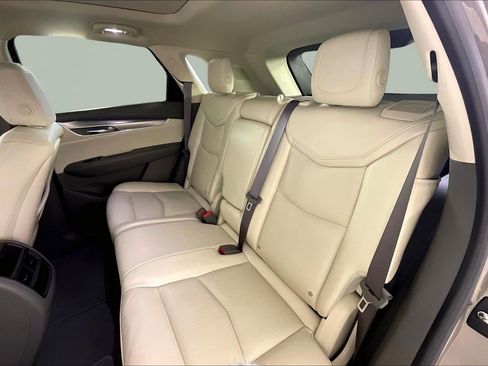 Used 2017 Cadillac XT5 Premium Luxury image 25