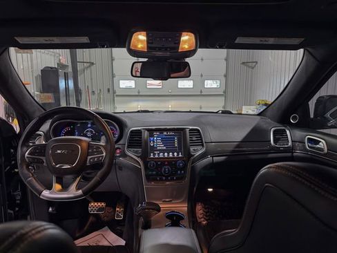 Used 2015 Jeep Grand Cherokee SRT w/ Trailer Tow Group IV image 19