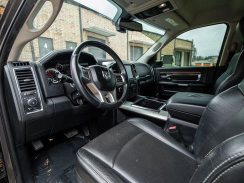 Used 2014 RAM 3500 Laramie image 18