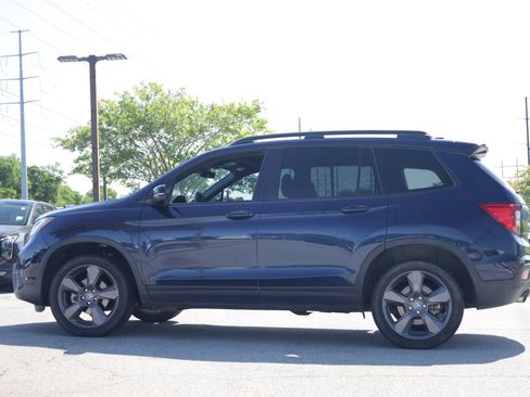 Used 2021 Honda Passport Touring image 2