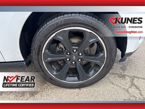 Used 2022 Ford Expedition Limited image 15