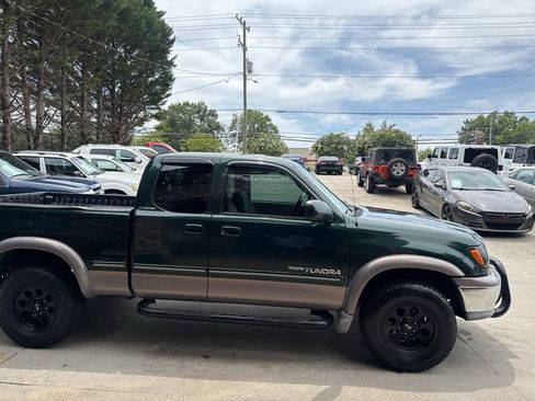 Used 2000 Toyota Tundra Limited RWD image 6