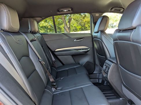 Used 2023 Cadillac XT4 Premium Luxury image 25