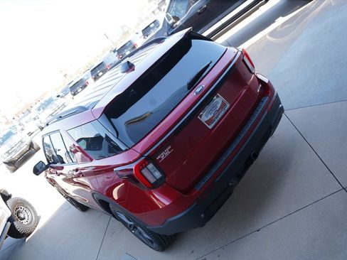 New 2026 Ford Explorer ST-Line w/ ST-Line Street Pack AWD/4WD image 14