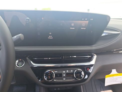 New 2025 Buick Envista Sport Touring w/ Convenience II Package image 21