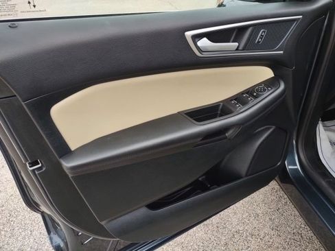 Used 2023 Ford Edge SEL w/ Convenience Package AWD/4WD image 10