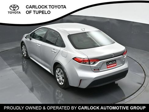 Used 2025 Toyota Corolla LE FWD image 45