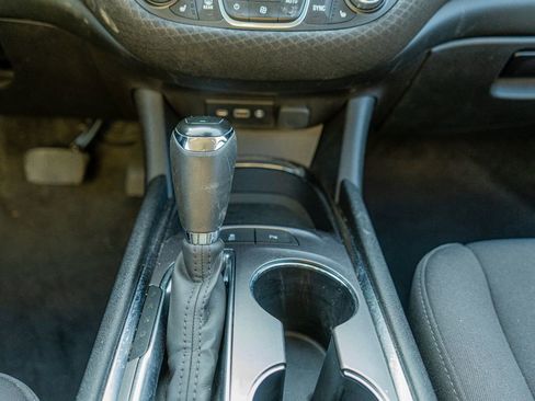 Used 2020 Chevrolet Malibu LT image 15