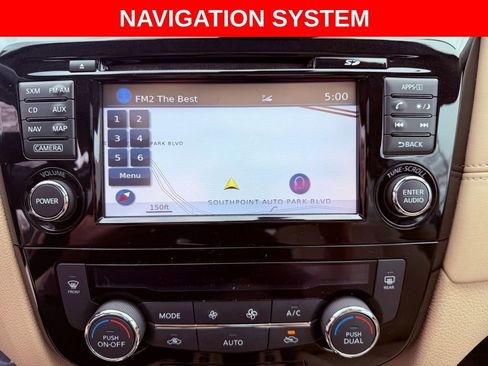 Used 2017 Nissan Rogue SL w/ SL Premium Package image 10