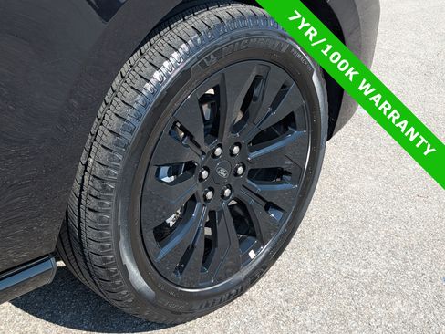 Used 2025 Ford Expedition Max Platinum w/ Stealth Appearance Package AWD/4WD image 12