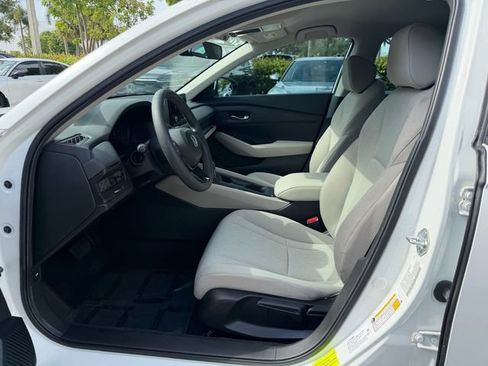 Certified 2024 Honda Accord LX image 11