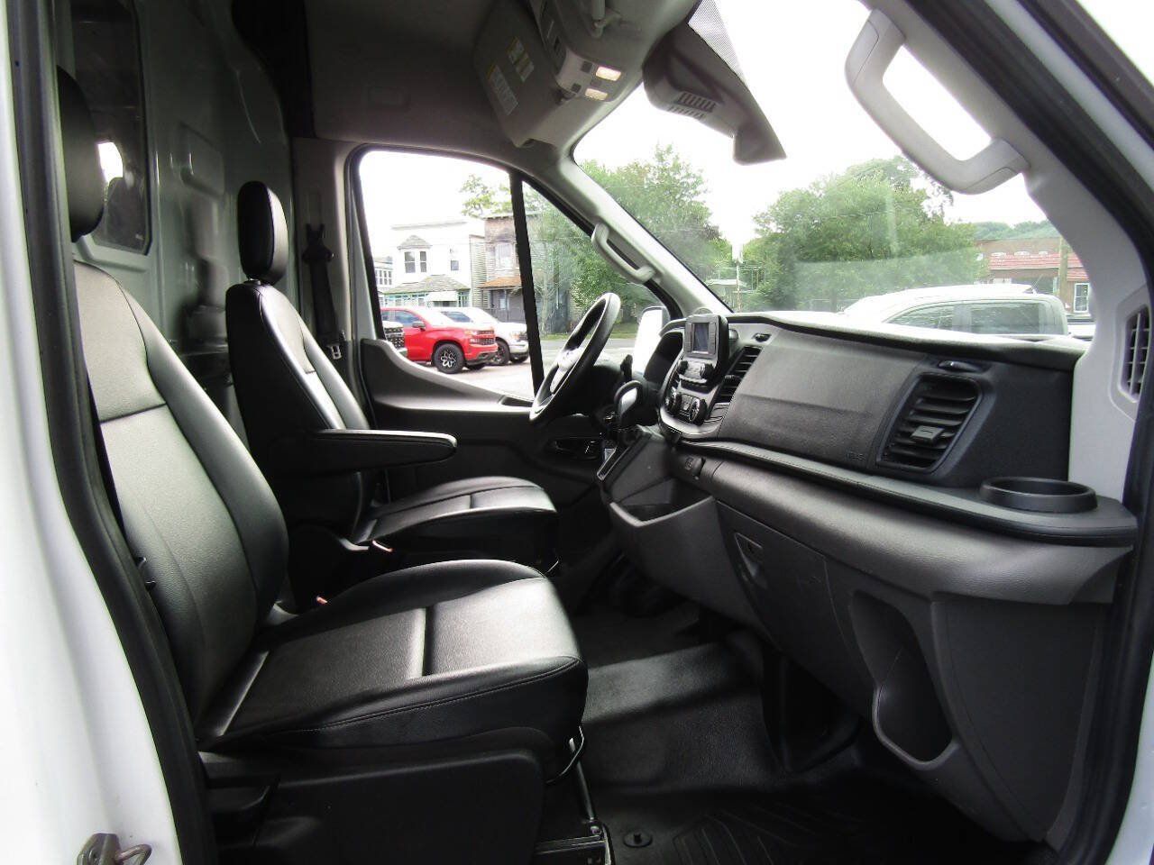 Used 2024 Ford Transit 250 148 Medium Roof Extended AWD image 23
