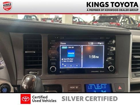 Used 2019 Toyota Sienna XLE w/ XLE Navigation Package AWD/4WD image 15