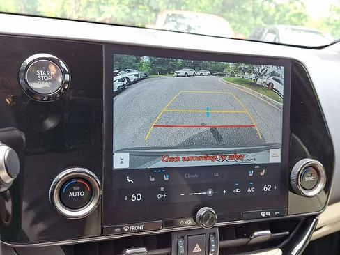 Used 2024 Lexus NX 250 FWD image 18