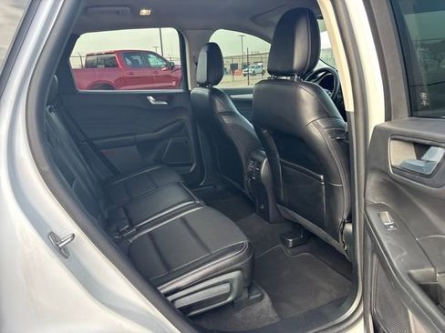 Certified 2022 Ford Escape SEL AWD/4WD image 11