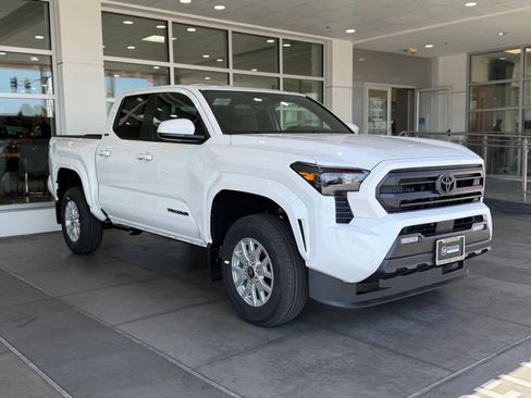 New 2026 Toyota Tacoma SR5 RWD image 6