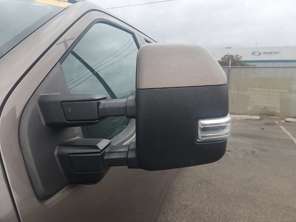 Used 2019 Ford F350 Lariat AWD/4WD image 6