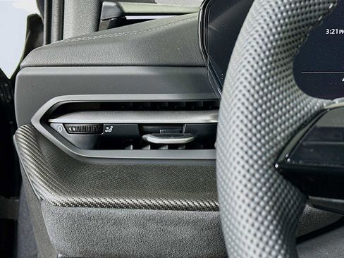 New 2025 Audi SQ5 Prestige image 10