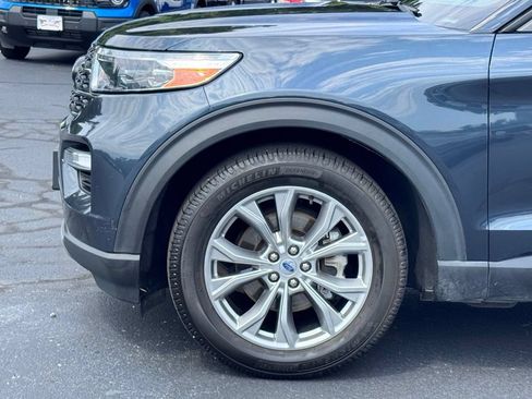 Used 2023 Ford Explorer XLT w/ Equipment Group 202A RWD image 37