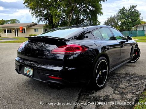 Used 2016 Porsche Panamera GTS image 91