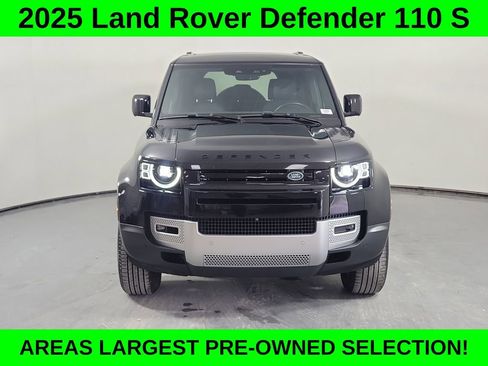 Used 2025 Land Rover Defender 110 S AWD/4WD image 2