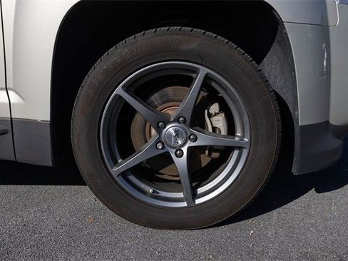 Used 2015 GMC Terrain SLT w/ Chrome Edition image 11