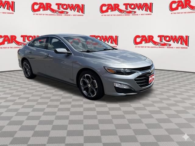 Used 2024 Chevrolet Malibu LT FWD image 2