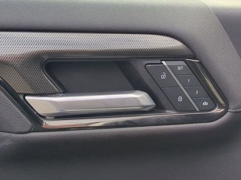 Certified 2025 GMC Sierra 2500 AT4 w/ AT4 Premium Plus Package image 20