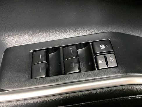 Used 2023 Toyota Highlander XSE image 33