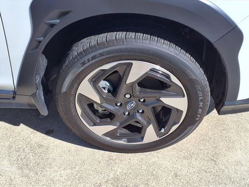 Used 2025 Subaru Crosstrek 2.5i Limited w/ Popular Package #3A image 9