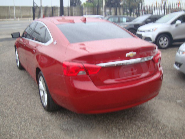 Used 2015 Chevrolet Impala LT w/ Convenience Package FWD image 3