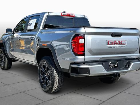 Used 2025 GMC Canyon Elevation w/ Convenience Package image 11