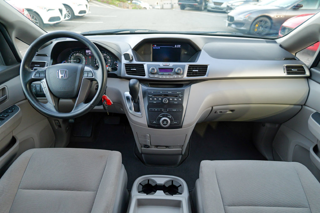 Used 2013 Honda Odyssey EX image 39