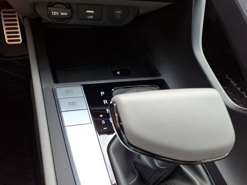 New 2026 Hyundai Elantra Sport FWD image 22