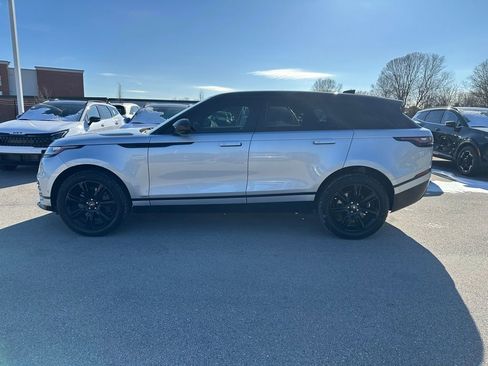 Used 2021 Land Rover Range Rover Velar R-Dynamic S image 4