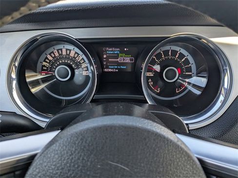 Used 2013 Ford Mustang Premium w/ V6 Performance Pkg image 23