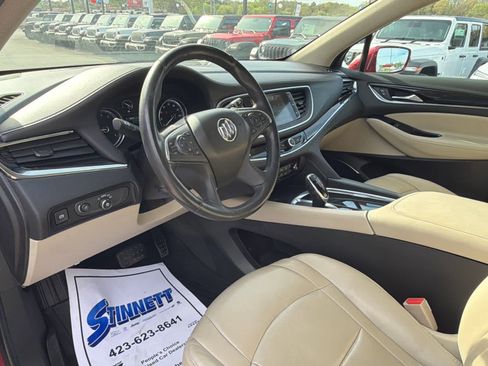 Used 2019 Buick Enclave Premium AWD/4WD image 15