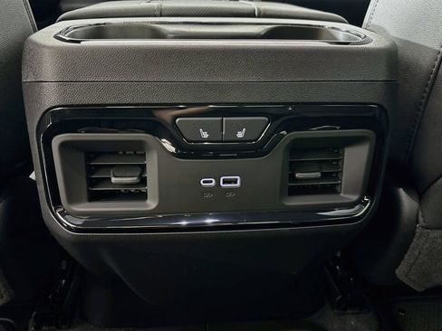 New 2026 GMC Sierra 1500 AT4 w/ AT4 Premium Package AWD/4WD image 26